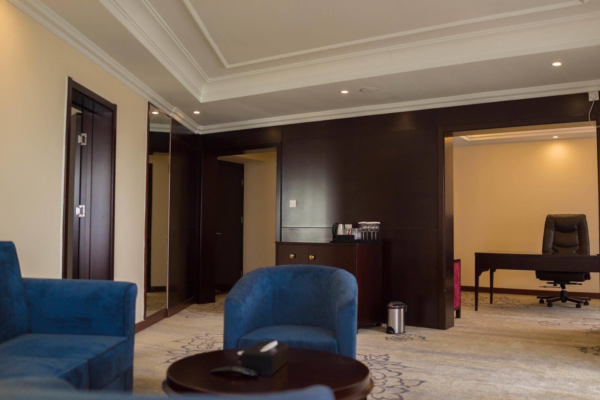 פריטאון Bintumani Hotel מראה חיצוני תמונה